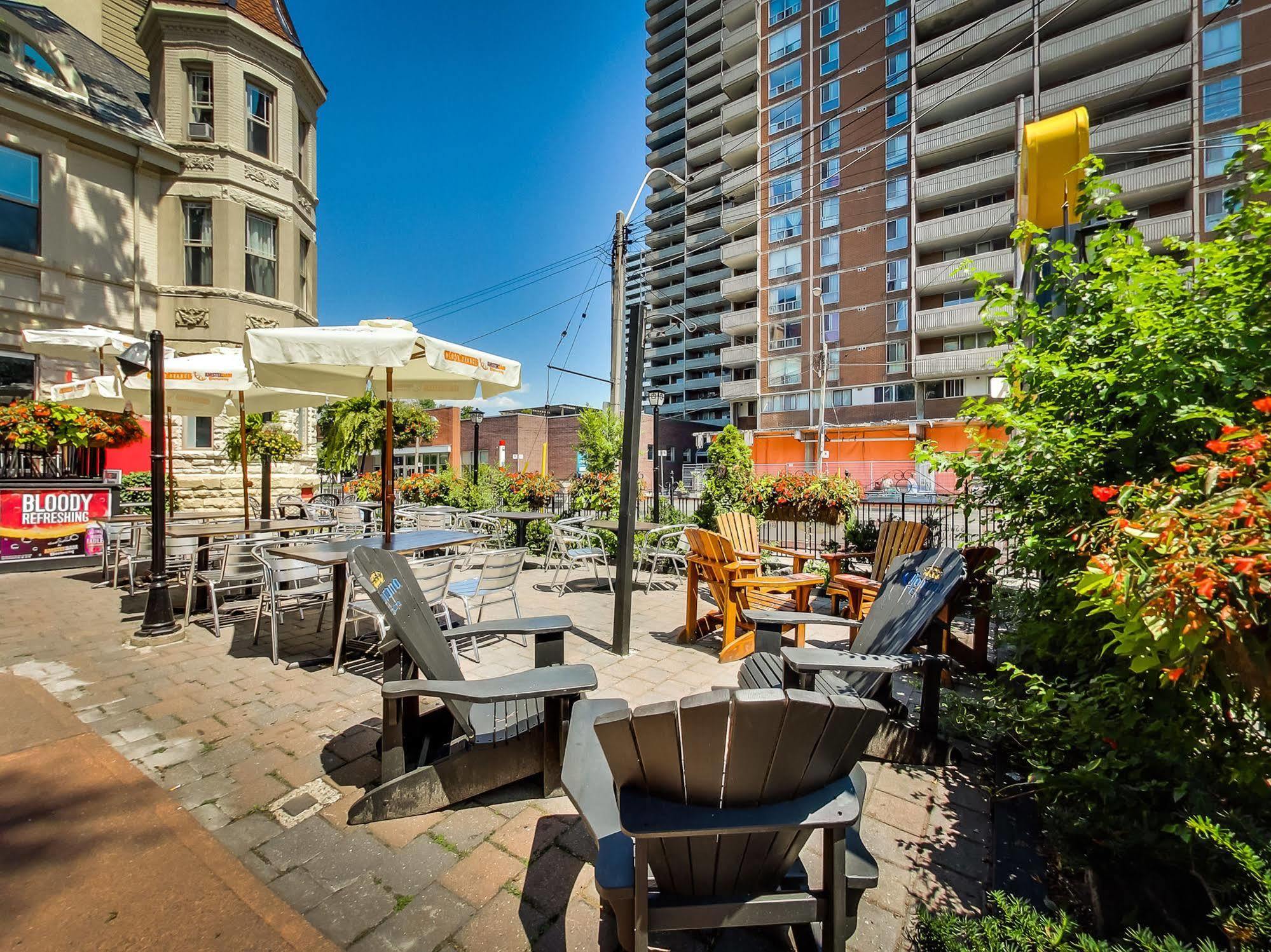 Isabella Hotel & Suites Toronto Kültér fotó